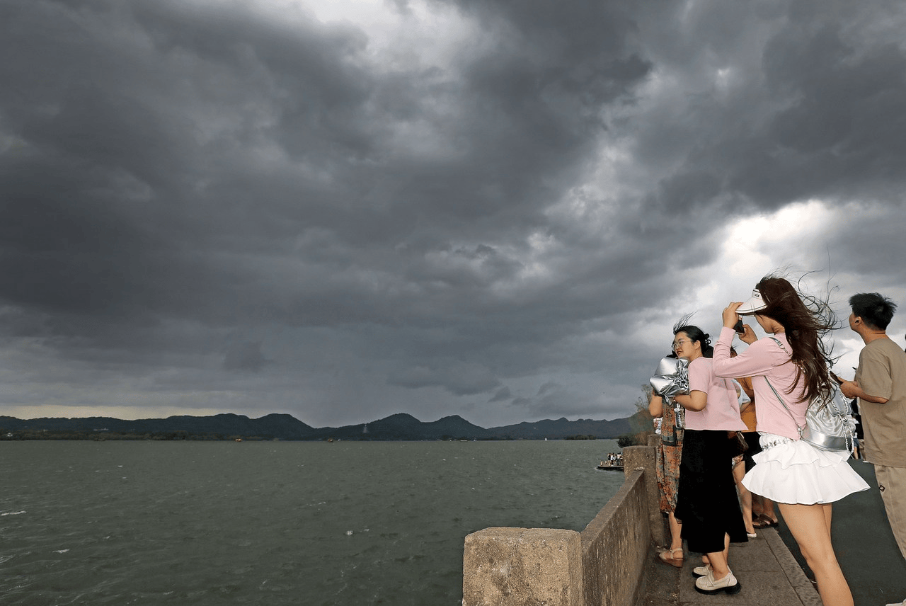 台风普拉桑或再奔江浙沪