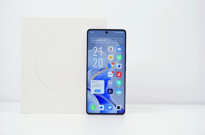 前后旗舰柔光四主摄 vivo S20系列正式发布