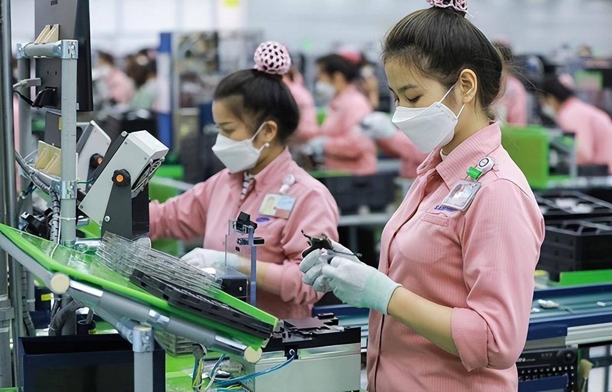 前11个月越南吸收外资314亿美元