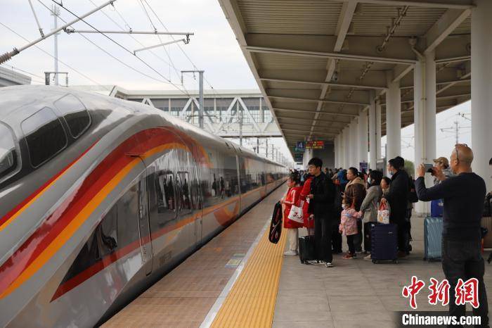 2024年深圳铁路客流达1.66亿人次