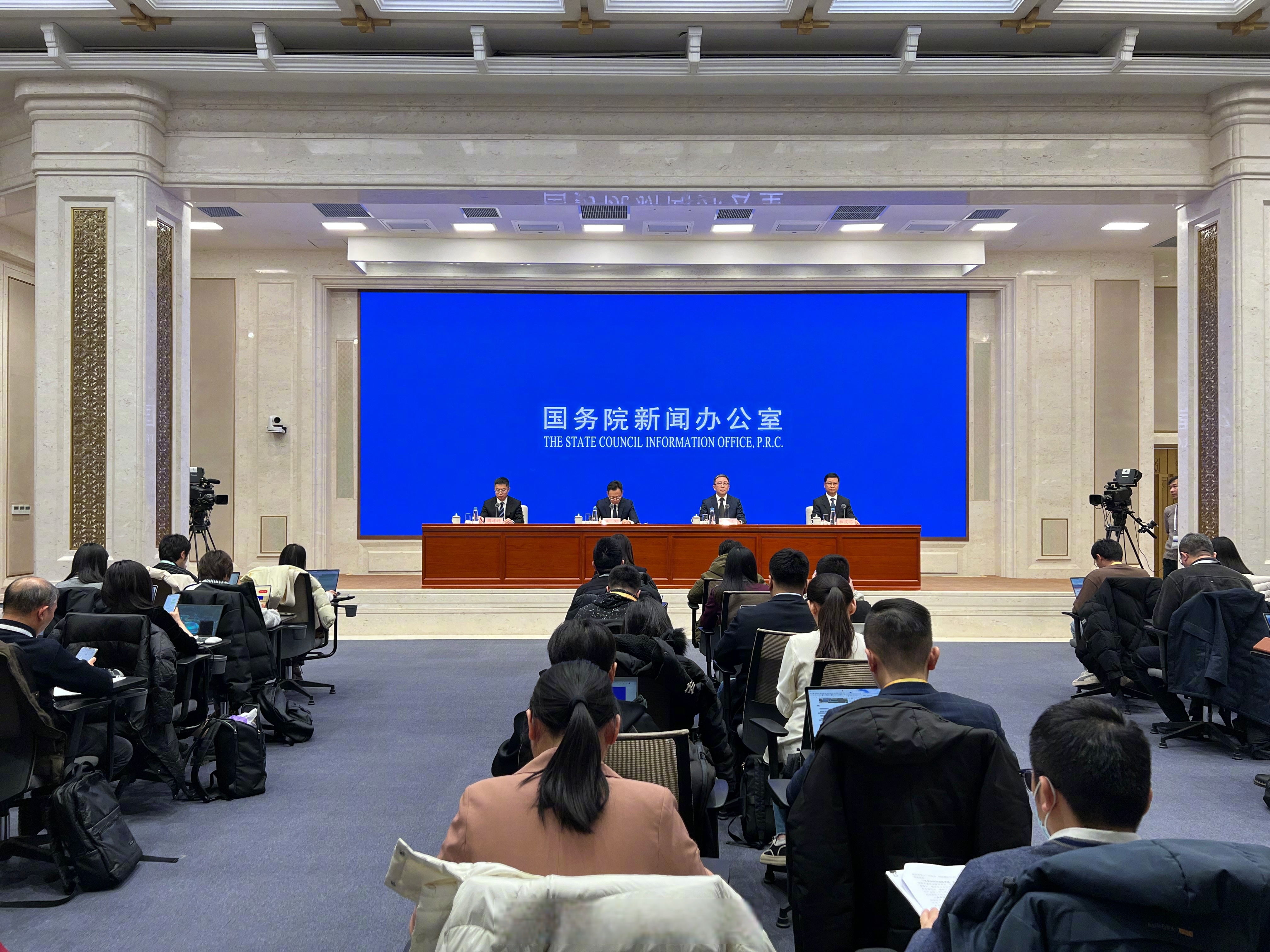 2026年地方债“开闸” 一季度地方计划发债超万亿元