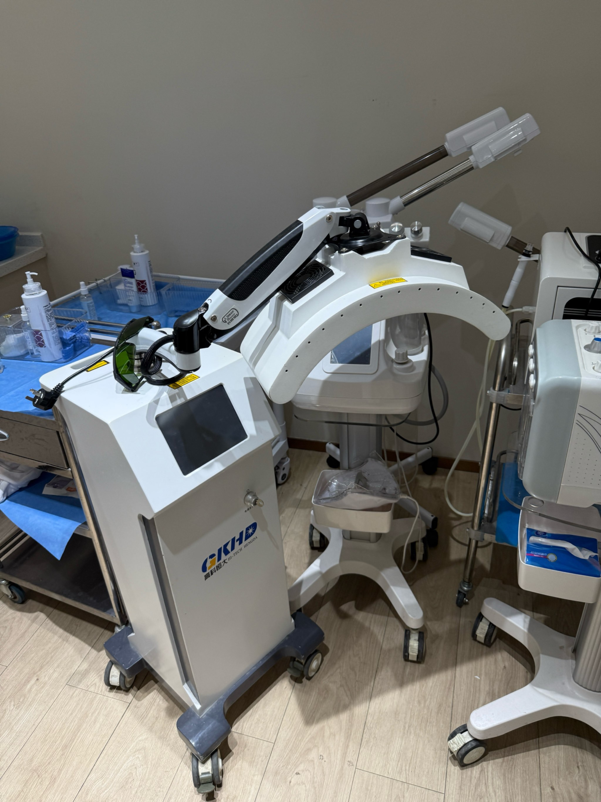 八部门：聚焦工业巡检、远程医疗等重点场景 加快增强现实/虚拟显示（AR/VR）可穿戴设备、脑机接口等新型终端的产业化、商业化进程