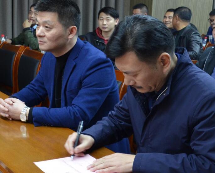 丰山集团：丰山全诺钠离子电解液小批量持续供货，对公司业绩影响不大