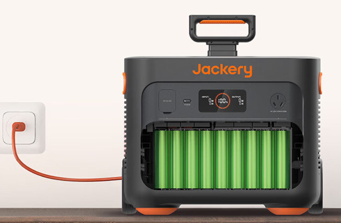 华宝新能：公司已推出5度电、3.6度电等大容量家庭应急备电产品