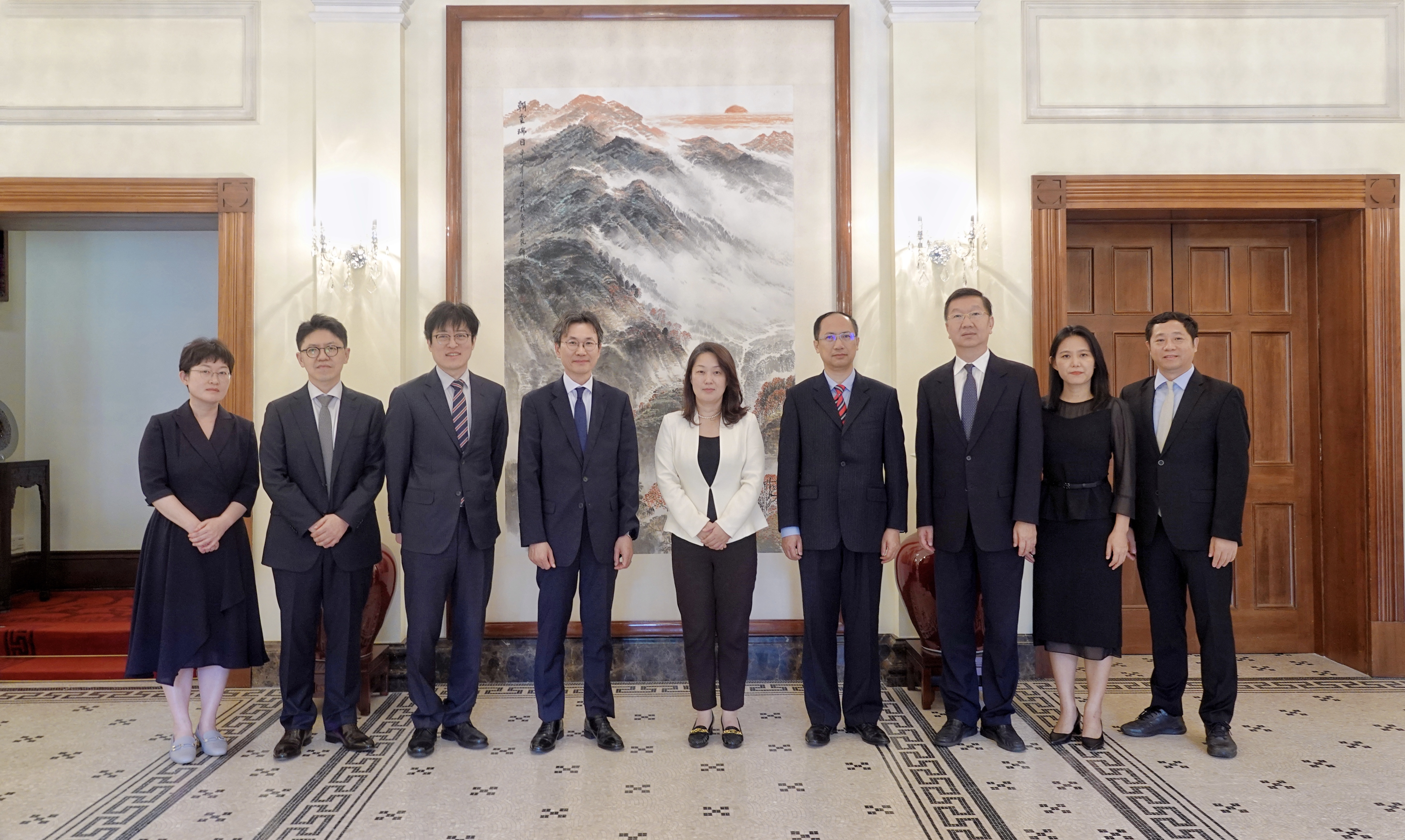 何颖总领事会见 PGG Wrightson管理层