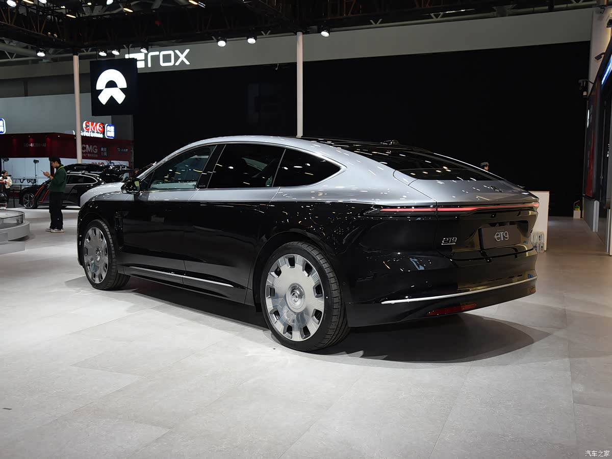 绿茶集团、猫眼娱乐发布正面盈利预告;蔚来创始人李斌称预计2025年第四季度实现季度盈利丨港交所早参