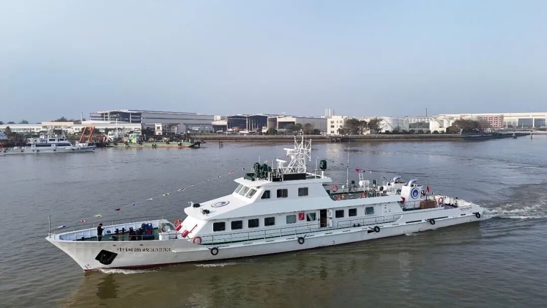 核心业务高度承压，江龙船艇预计2025年现上市首亏，股东密集减持套现