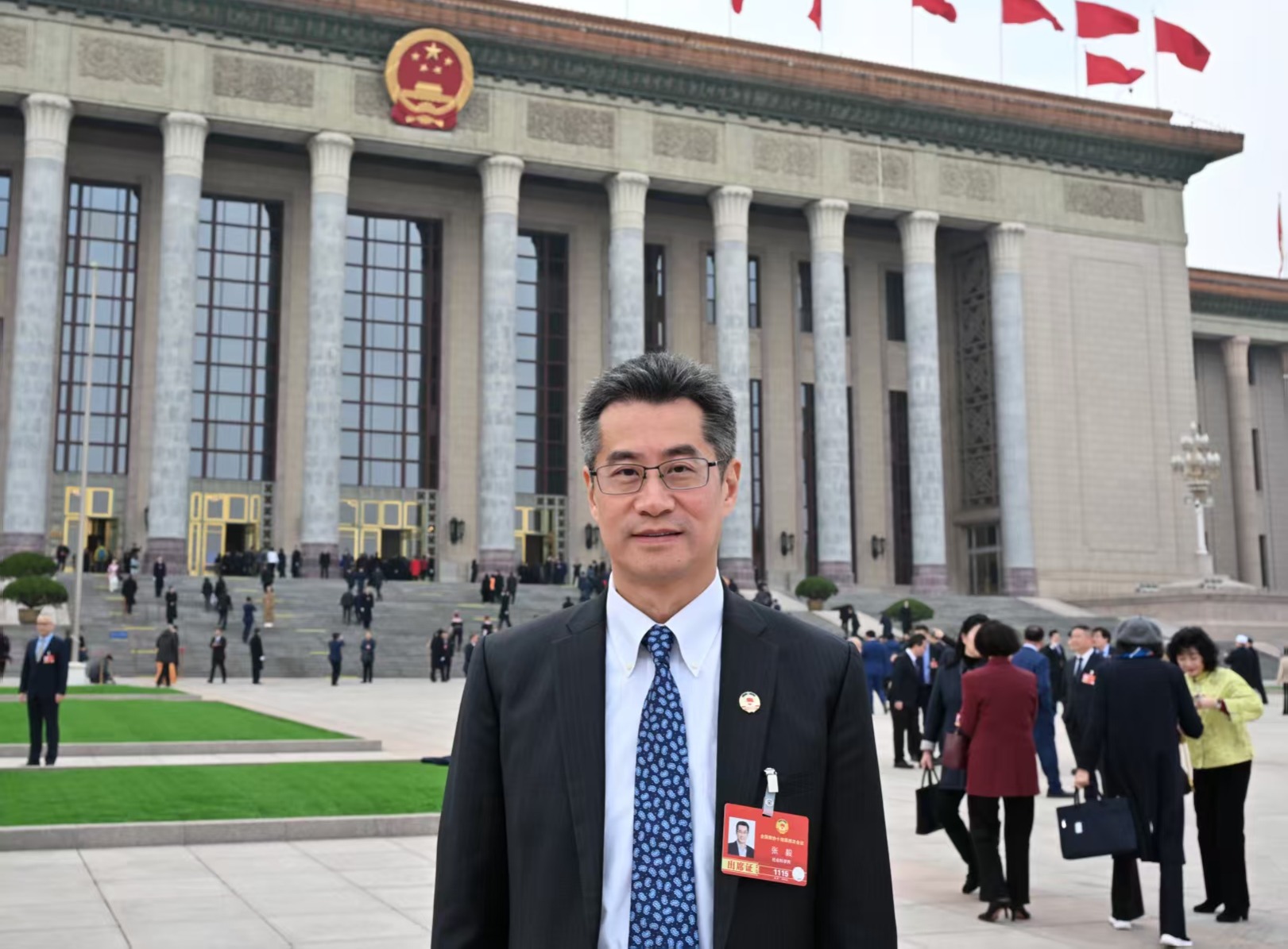 两会丨专访全国政协委员、上海新联会会长张毅：规范行政执法裁量 加快完善异地执法制度