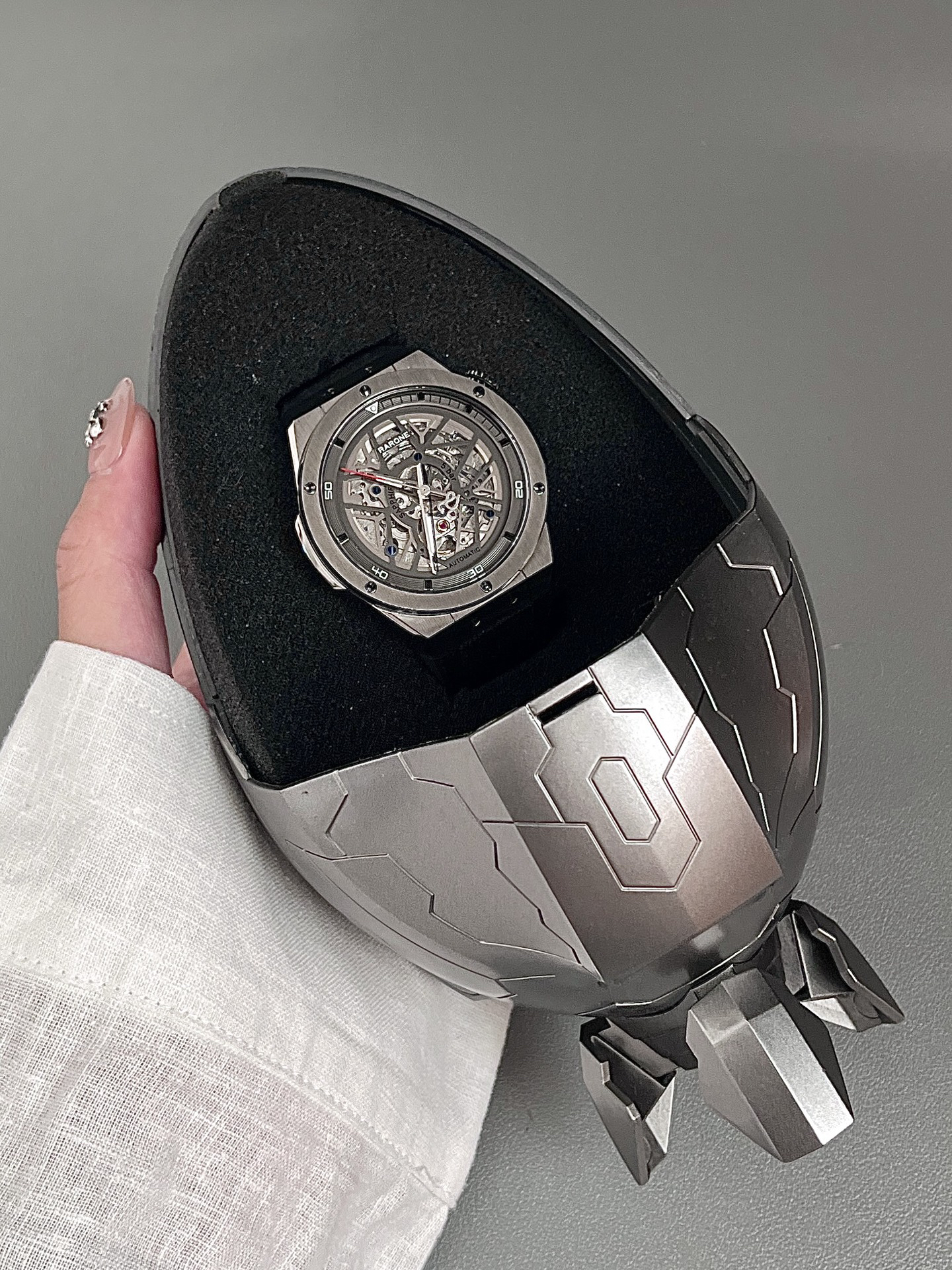 英伟达发布开源大模型Nemotron 3 Super