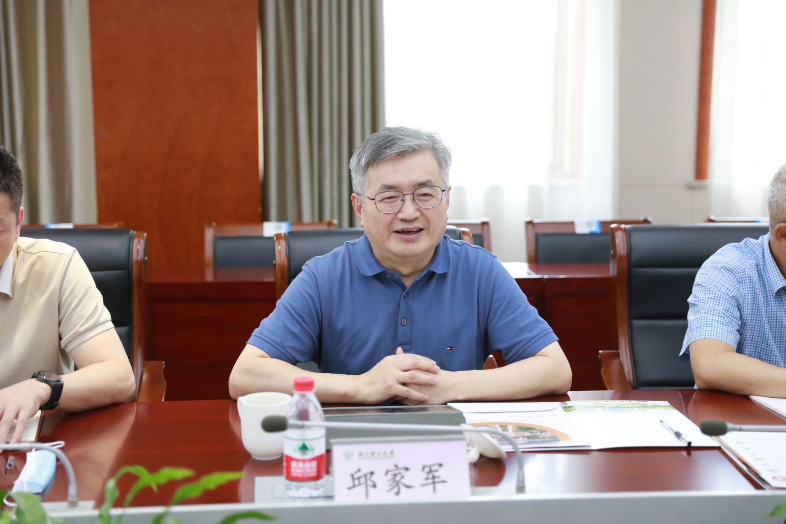 国邦医药董事长邱家军：从县城小厂到全国医药百强 双主业协同筑就医药动保全球产业版图
