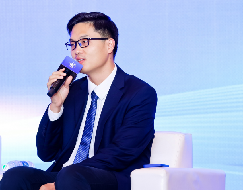 南方基金刘盈杏：转债市场转向稳健 深度挖掘个券机会