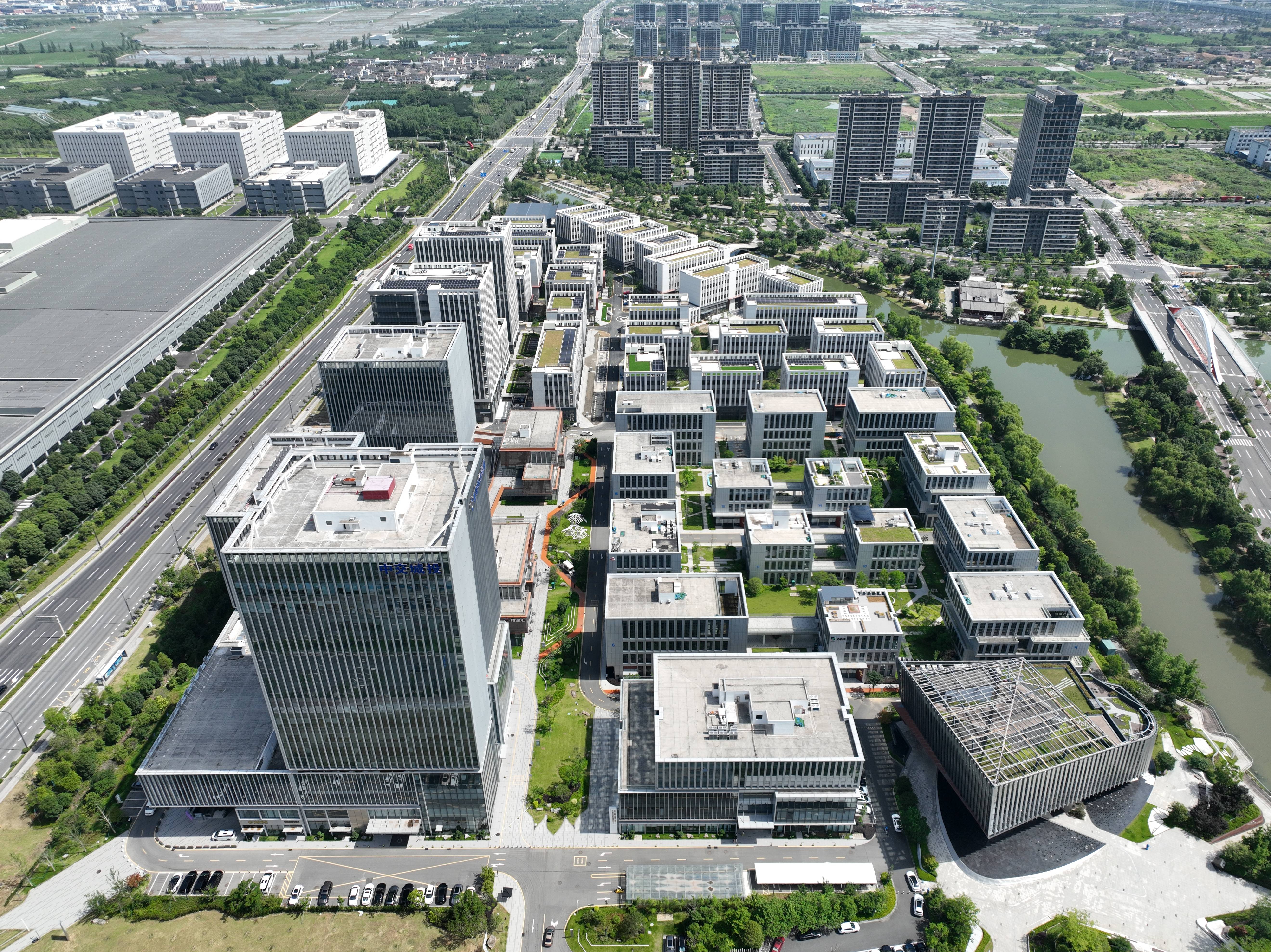 紧抓“光+AI”产业发展机遇！杰普特拟10亿元投建激光光电智能制造基地